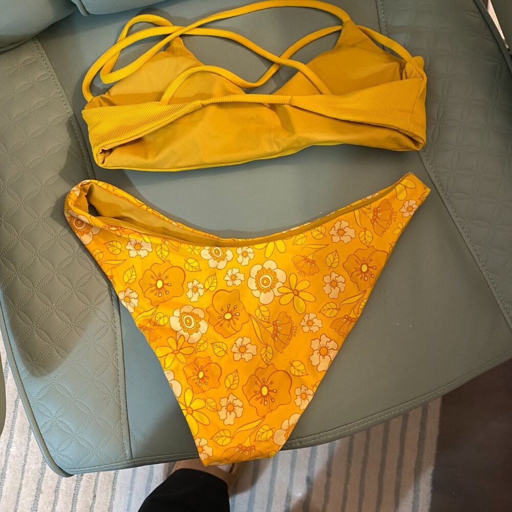 Do Good Swimwear Bikini – Reversible Orange Blossom Bottoms & Marigold Kelia Top - Picture 5 of 6